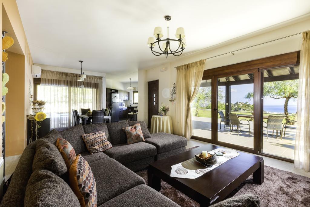 Villa Leyland ฟาลิรากี ภายนอก รูปภาพ