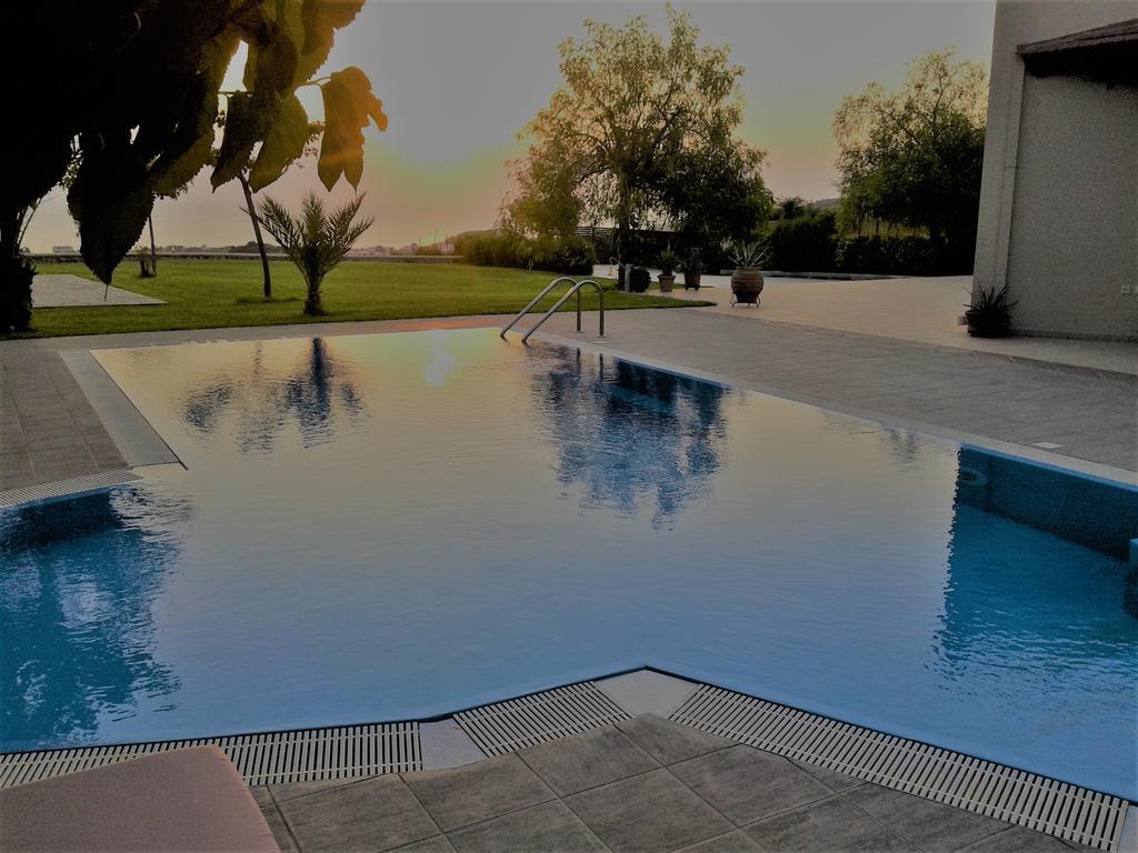 Villa Leyland ฟาลิรากี ภายนอก รูปภาพ